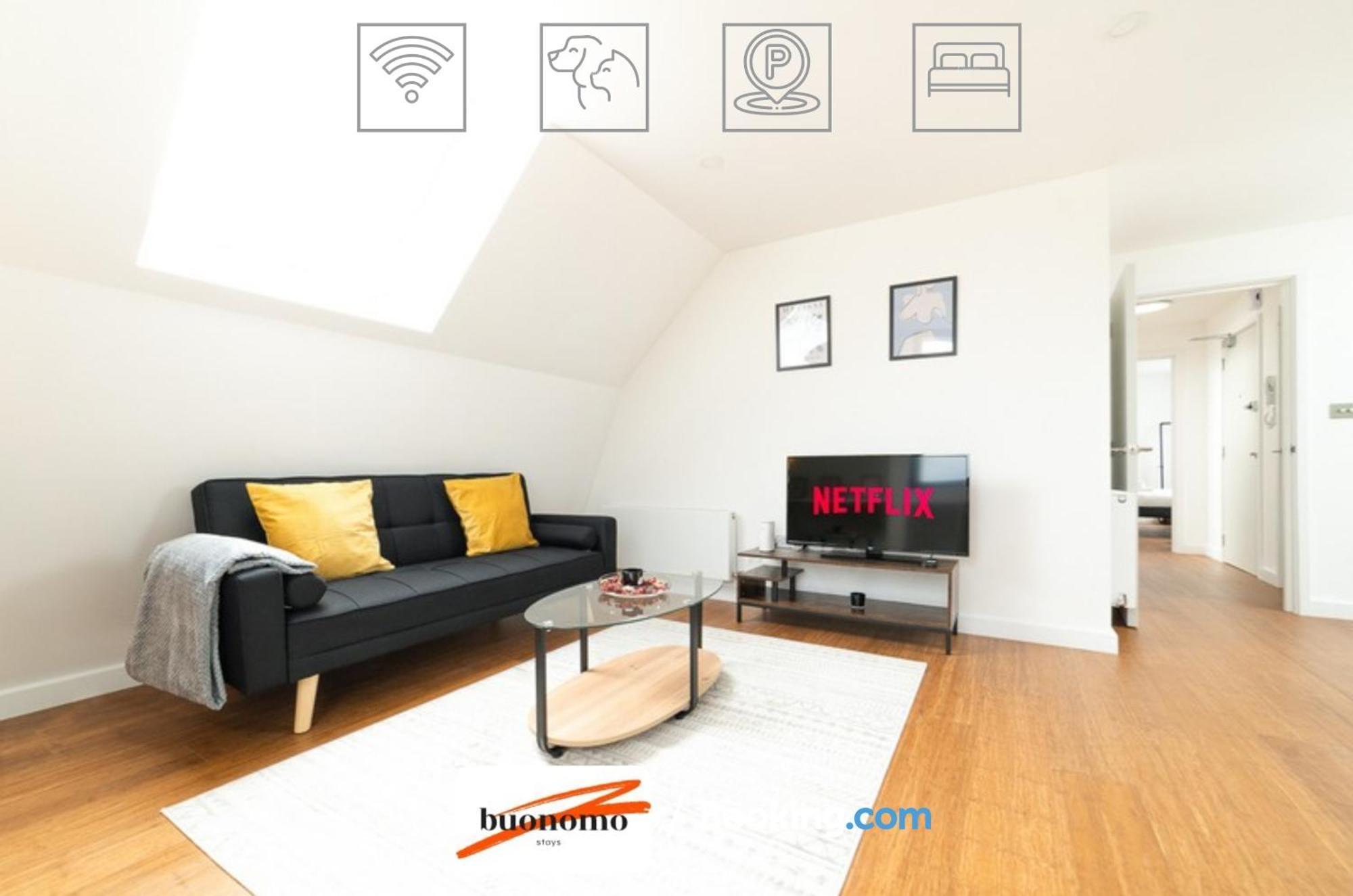 Two Bedroom Apartment At Buonomo Stays Short Lets & Serviced Accommodation Londra Esterno foto